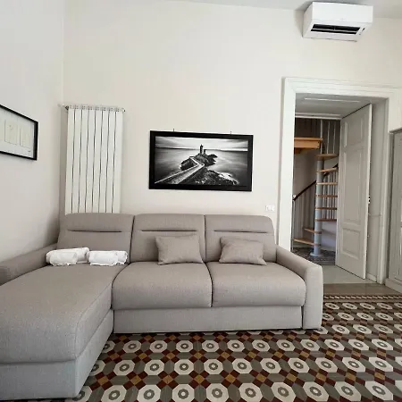 Chiara's Sorrento 2 *